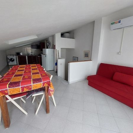 La Terrazza Apartman Porto Torres Kültér fotó